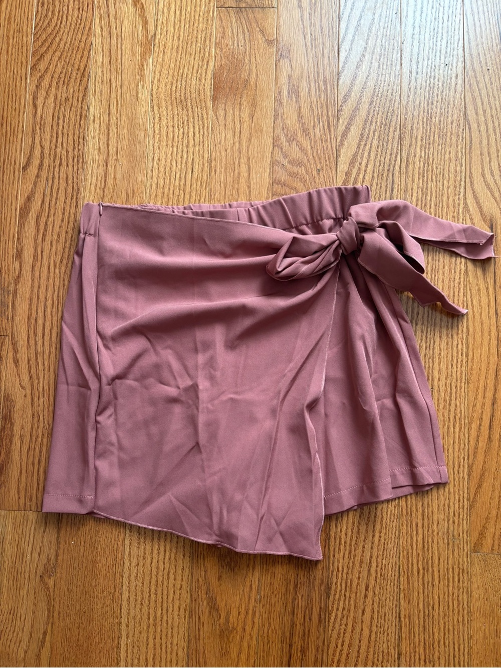 Drawseliy Dark Pink Women's Asymmetrical Tie Waist Mini Skort Size Medium